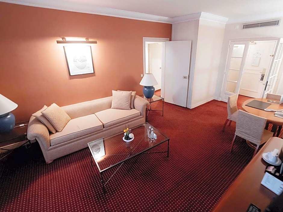 Hotel Pullman Bucharest - World Trade Center