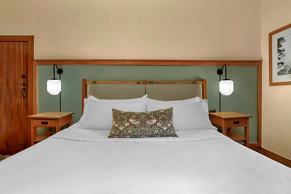 The Omni Grove Park Inn & Spa