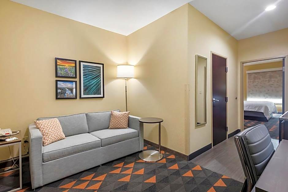 Holiday Inn Hotel & Suites Waco Northwest By IHG