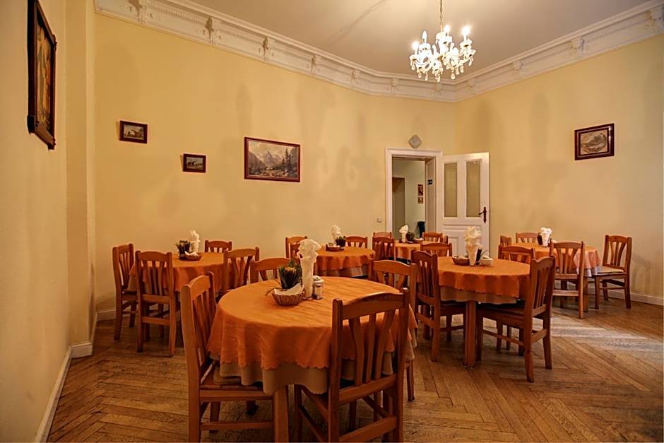 Hotel Pension Bernstein am Kurfürstendamm