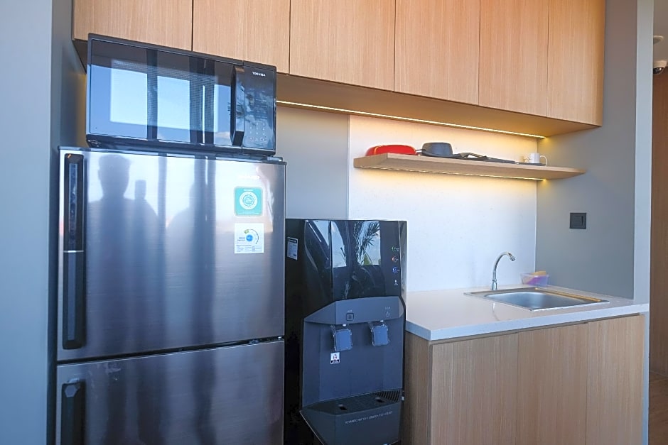 Sans Hotel RG Living Jogja by RedDoorz