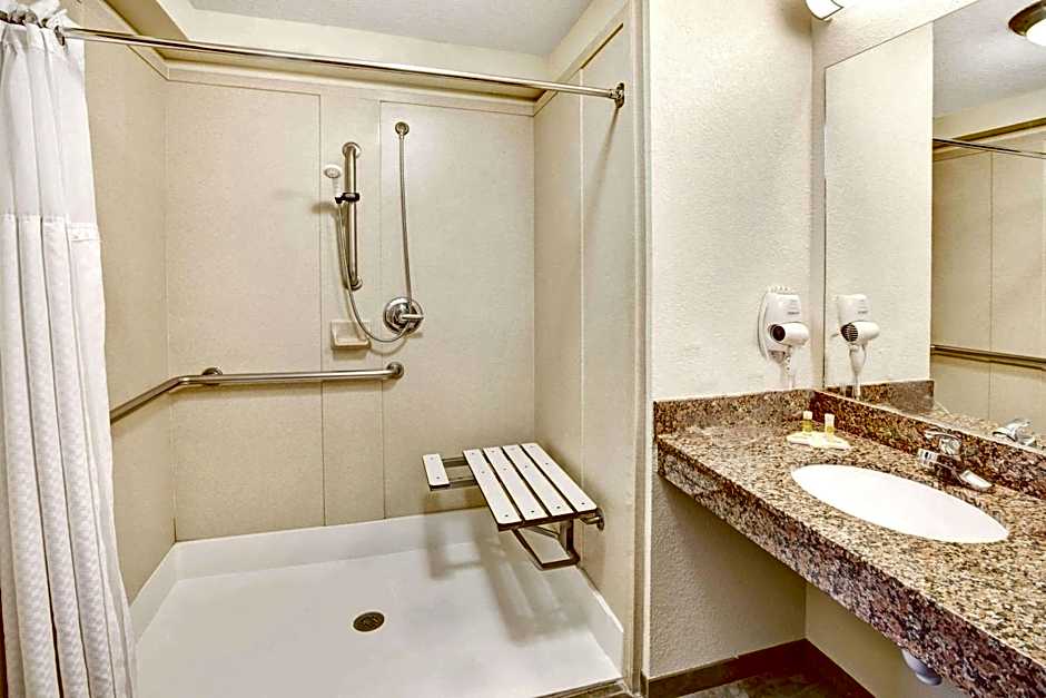 Days Inn by Wyndham Oklahoma City/Moore