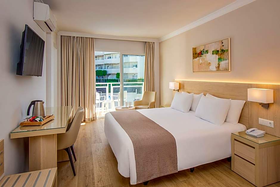 Hotel Las Arenas, Affiliated by Melia