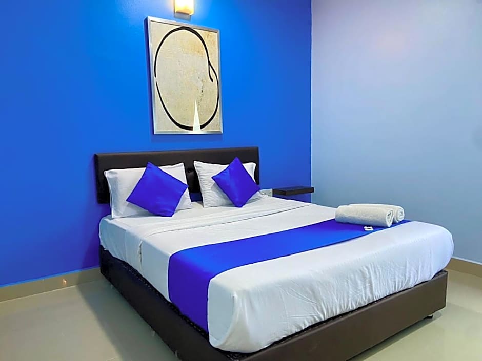 Royals Star Hotel