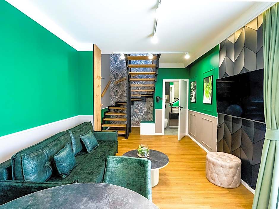 Aparthotel Green Concrete - Free Beach Bus