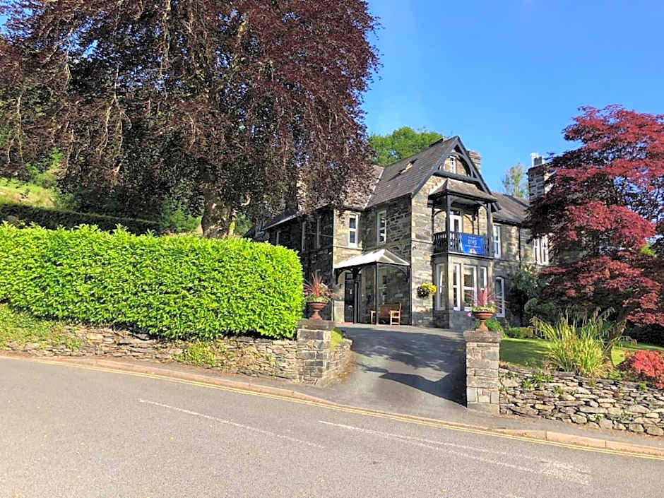 Mary's Court Guest House - Mairlys