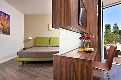 Junior Suite with Balcony