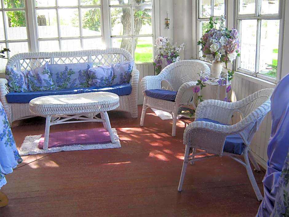 Wakamow Heights Bed and Breakfast