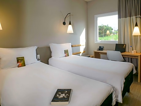 Standard Apartment with twin beds