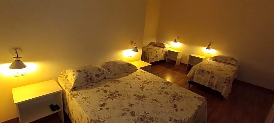 Foto 1 von 10 von Deluxe Family Suite