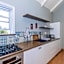 Explorer Guesthouse