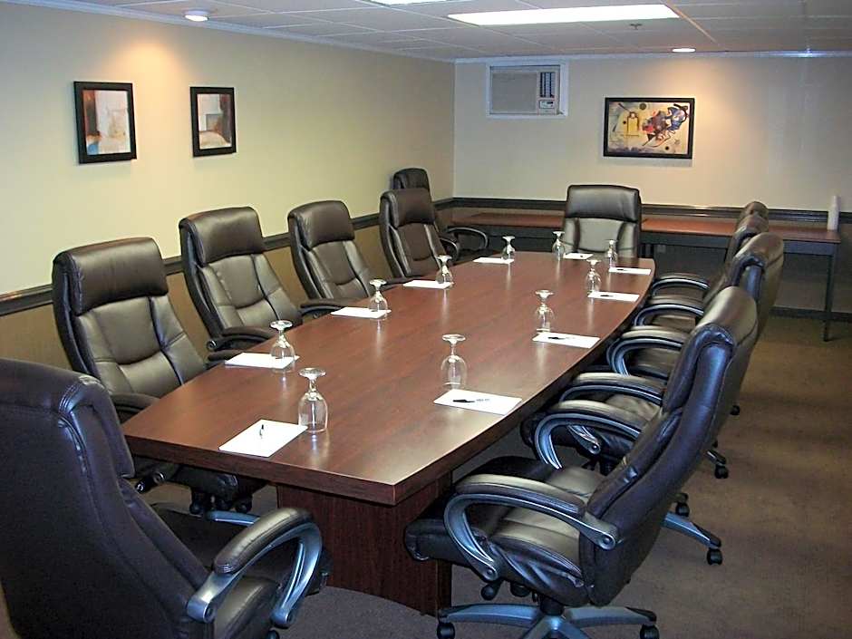 Park Inn By Radisson, Sharon, PA