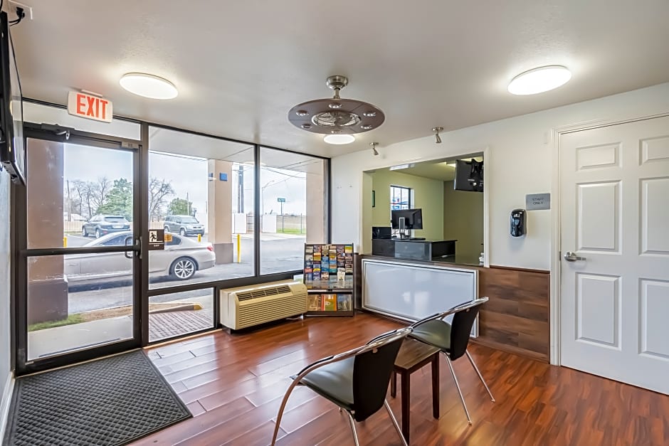 OYO Hotel Bossier City LA - Red River