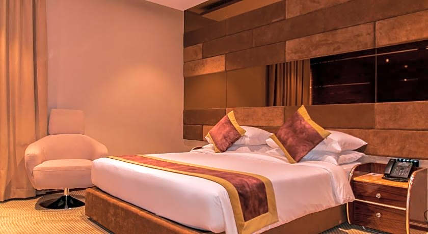 City Park Hotel Apartments