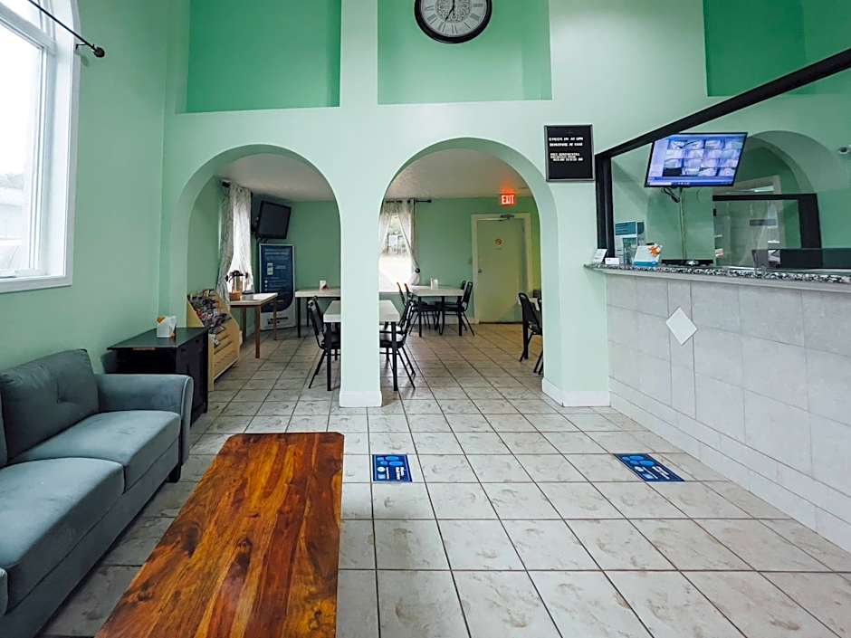 Rodeway Inn & Suites Carrollton