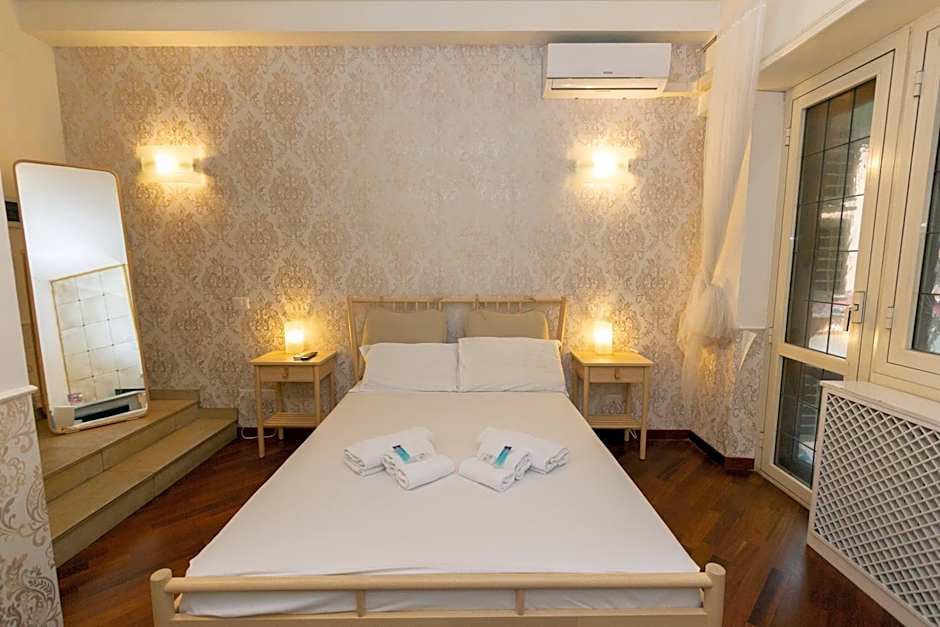 Aurelio Deluxe Rooms
