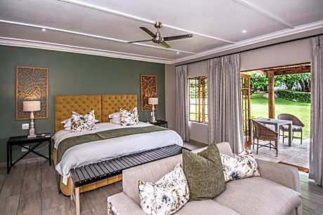 Nut Grove Boutique Hotel