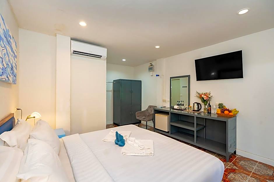 Oceanview Bungalows by EAT, Karon Beach
