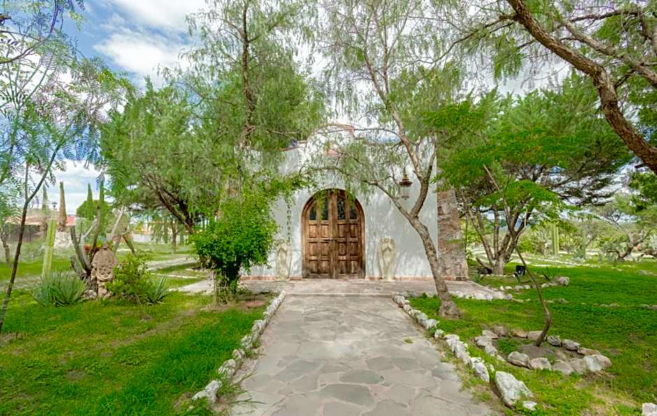 Atotonilco Hotel & Club