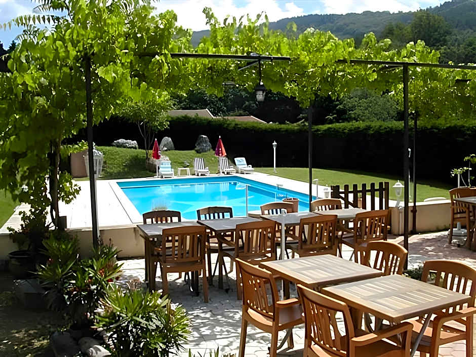Logis Hotel Restaurant L'Escapade