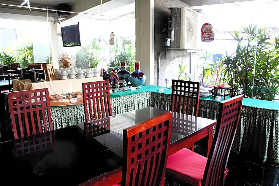 New Grand Park Hotel