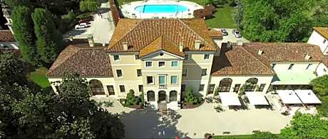 Best Western Plus Hotel Villa Tacchi