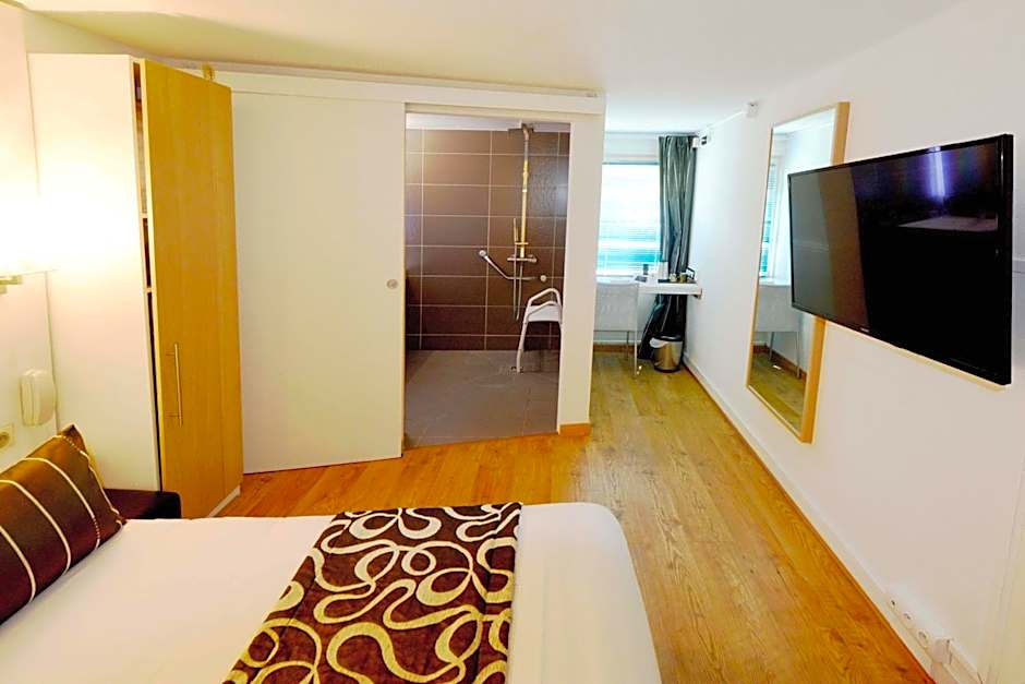 Logis Hotel des Lacs Paris Sud