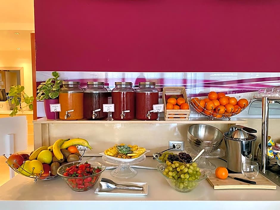 Best Western Palace Inn Hotel