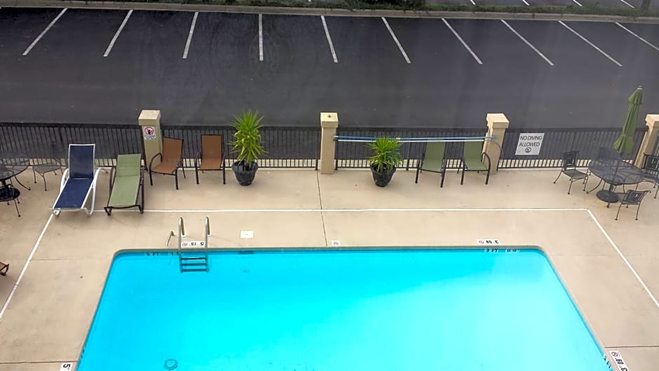 Holiday Inn Express & Suites - Morehead City, an IHG Hotel