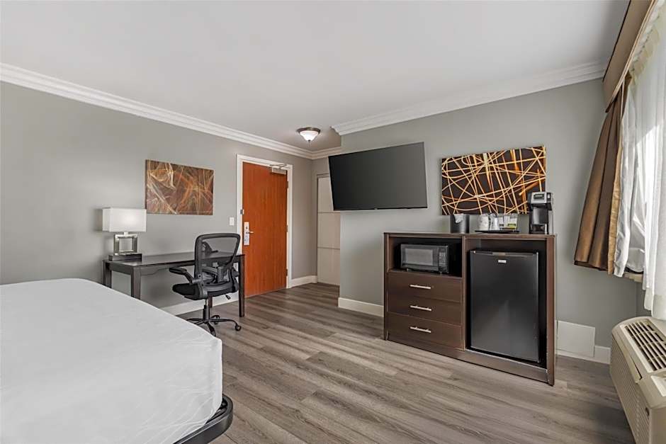 Best Western Plus LA Mid-Town Hotel