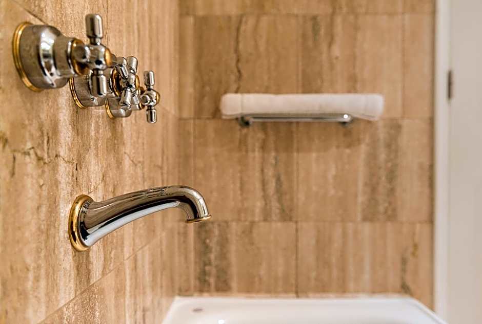 Loi Suites Recoleta Hotel