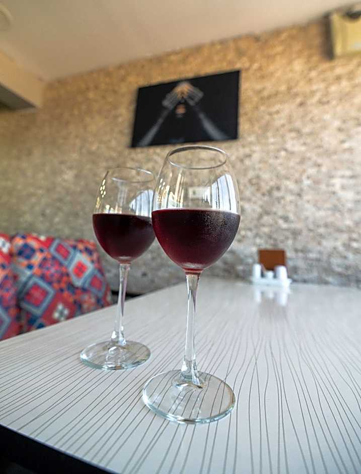 Airport Black Sea Hotel & Restaurant