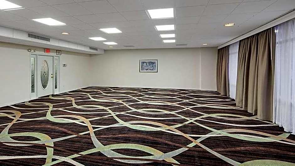 Ramada by Wyndham Cocoa