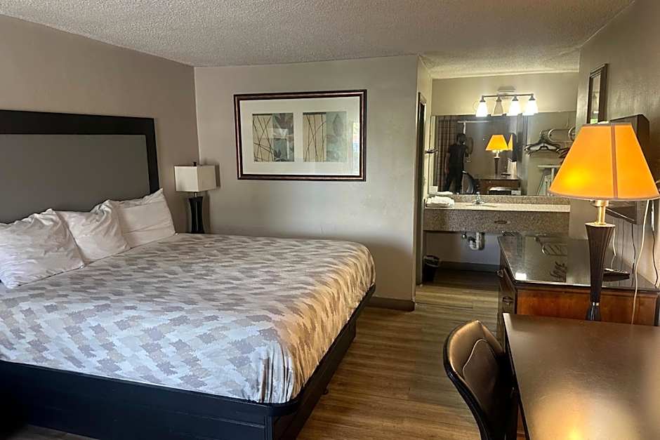 La Casa Inn Albany Near Tifton GA I 75