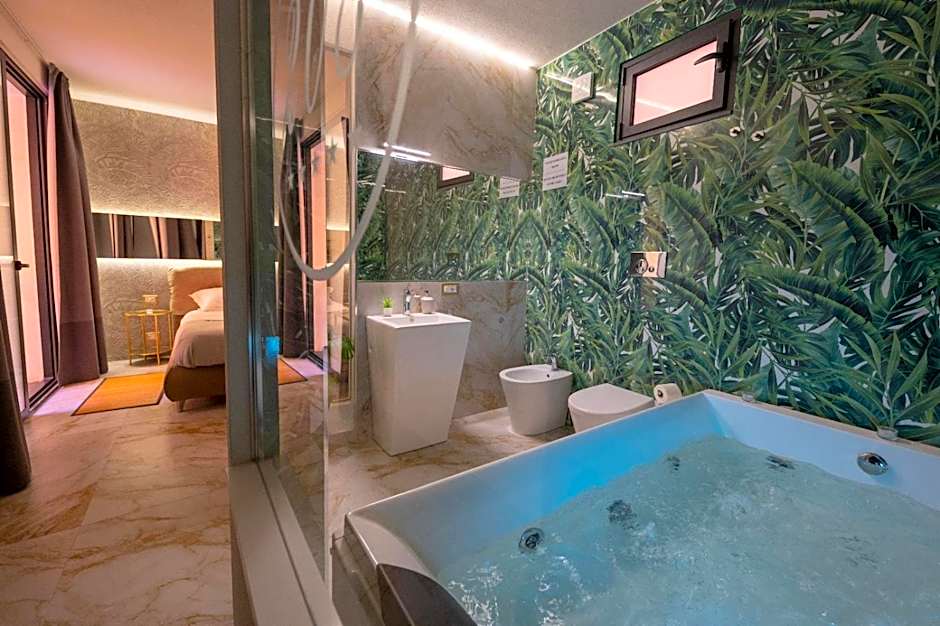 ETNEA 208 LUXURY JACUZZI SUITE Catania
