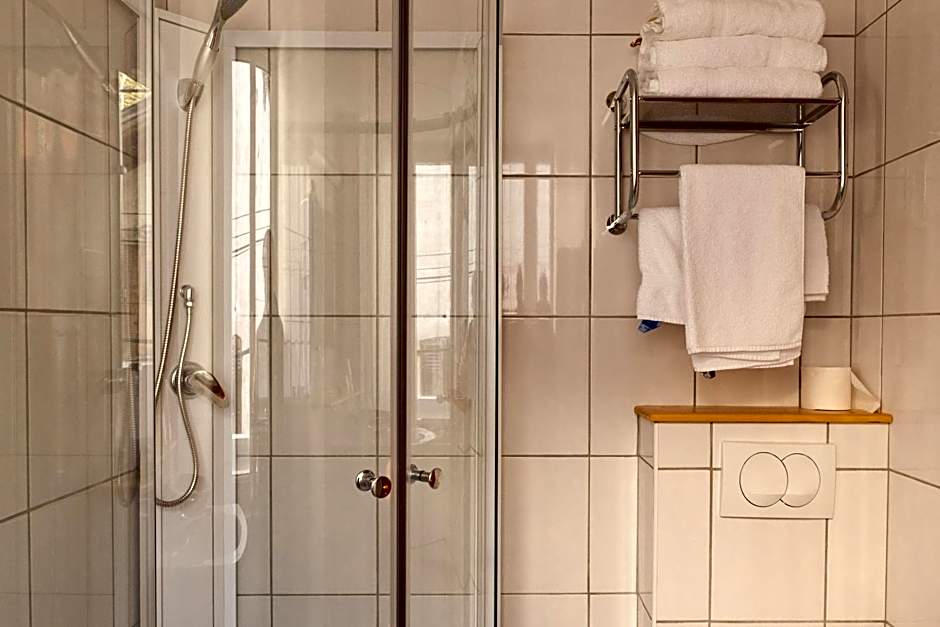 Hôtel Restaurant Les Alpins