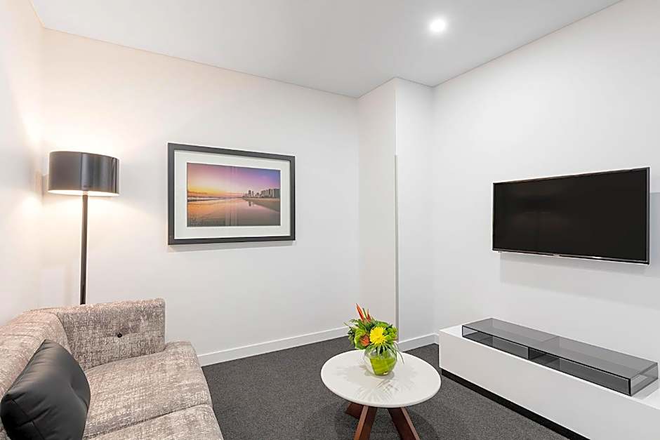 Meriton Suites Southport