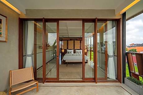 King Suite with Balcony