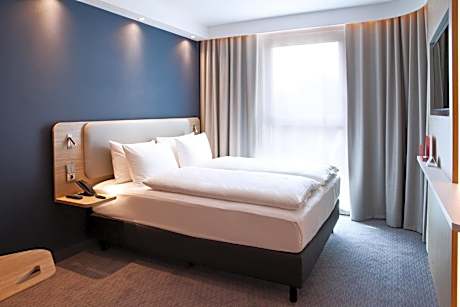 Double Room - Disability Access with Roll-in Shower