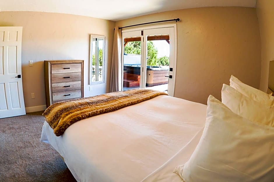 Royal Gorge Cabins