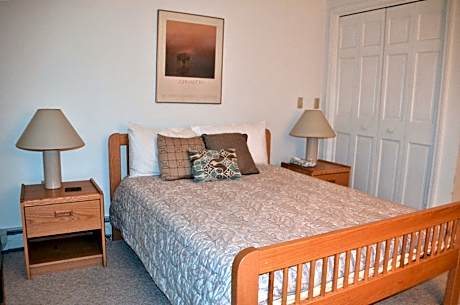 Three-Bedroom Townhouse