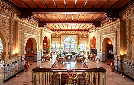 Alhambra Palace Hotel