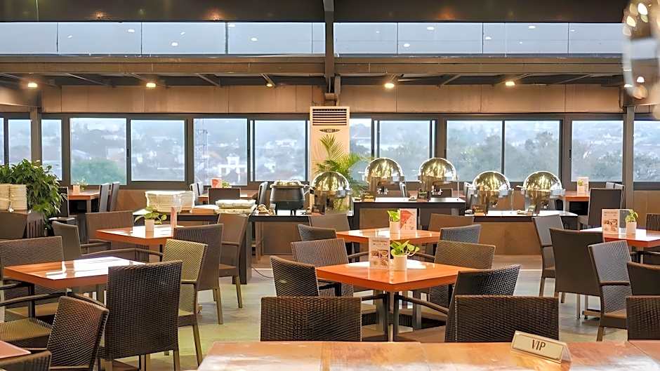 SAVANA HOTEL & CONVENTION MALANG