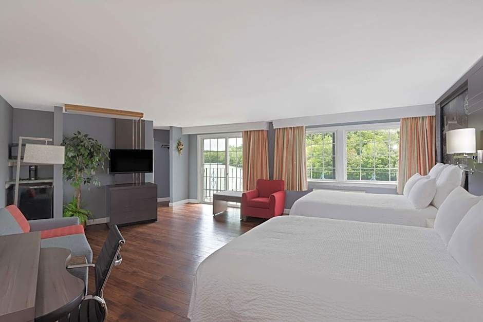 Photo 1 of 9 of Studio 2 Queen Beds Suite