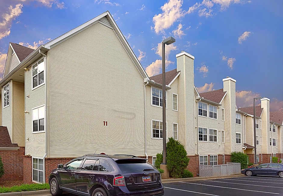 SureStay Studio by Best Western Charlotte Executive Park