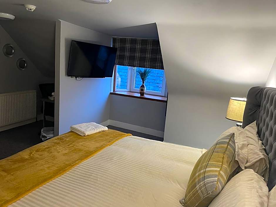 Photo 1 of 22 of Commercial Hotel (Insch)