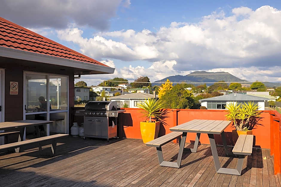 Haka House Taupo