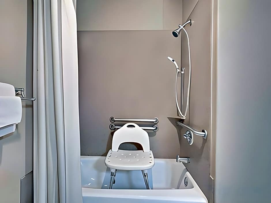 Sonesta Essential Hotels Odessa
