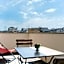 Glass House - Smart Rooms & Parking