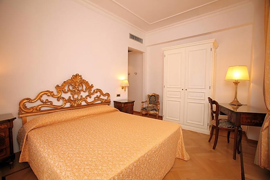 Grand Hotel Villa Balbi